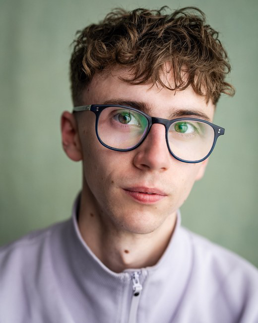 Scott Folan, actor and singer songwriter